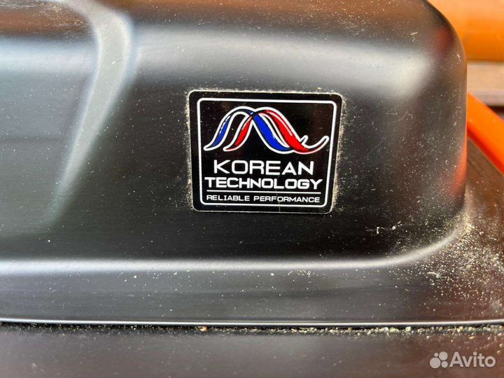 Бензиновый генератор