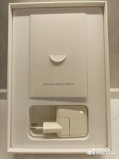 iPad mini 4 64GB Cellular