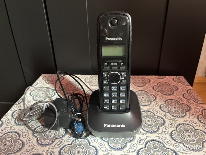 Телефон Panasonic KX-TG1611RU