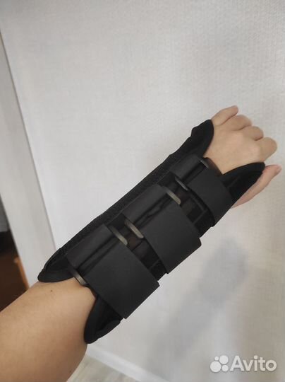 Ортез на лучезапястный сустав