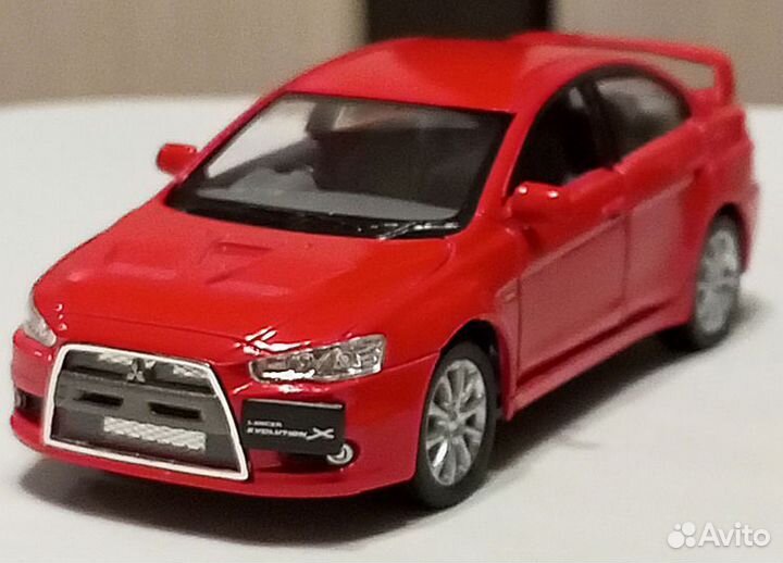 Модель Mitsubishi Lancer Evolution X,металлическая