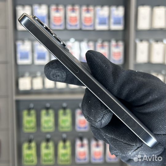 iPhone 15 Pro, 256 ГБ