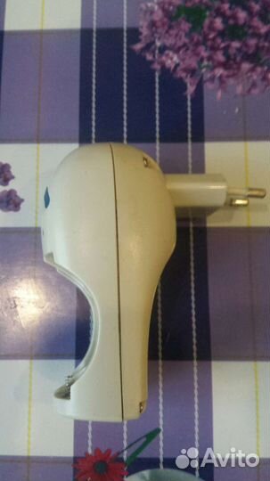 Зарядное устройство