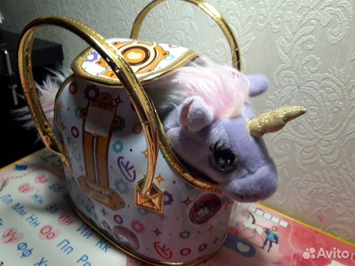 Игрушки.Пони в сумочке