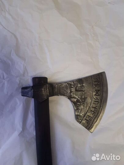 Топор цельнокованый, прошивной