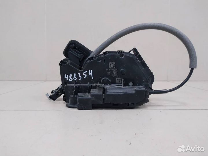 Замок двери задней правой Skoda Rapid