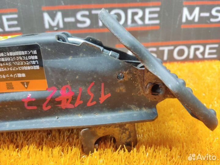 Домкрат Porsche Cayenne 957 5501 2008