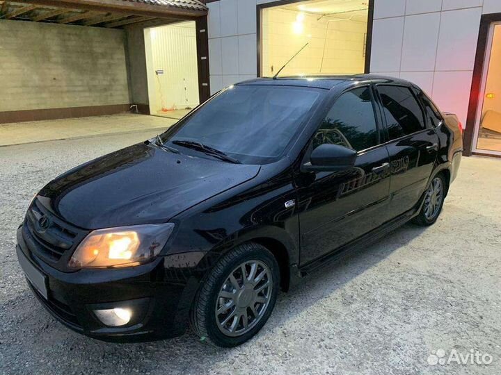 LADA Granta 1.6 МТ, 2015, 199 000 км