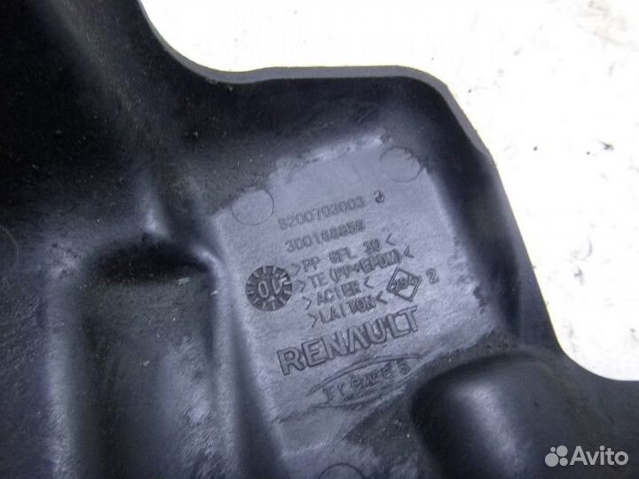 Кронштейн renault megane III 2009