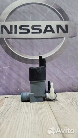 Моторчик Насос Мотор омывателя Nissan terrano D10