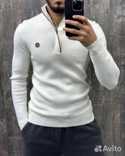 Свитер под горло для повседневного ношения