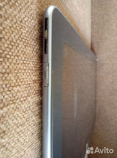 Планшет Samsung EX500T1C