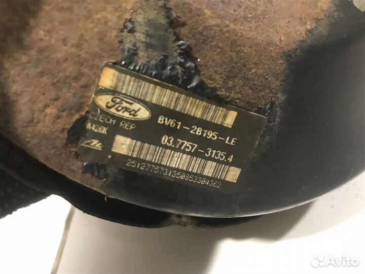 Усилитель тормозов вакуумный Ford Focus 3