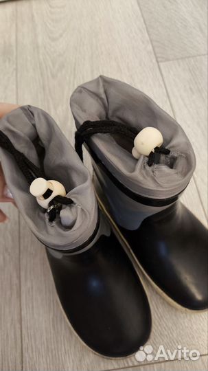 Детские резиновые сапоги 23