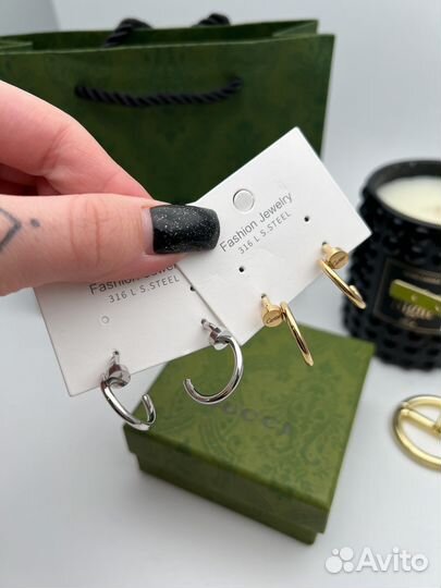 Серьги Cartier гвоздь