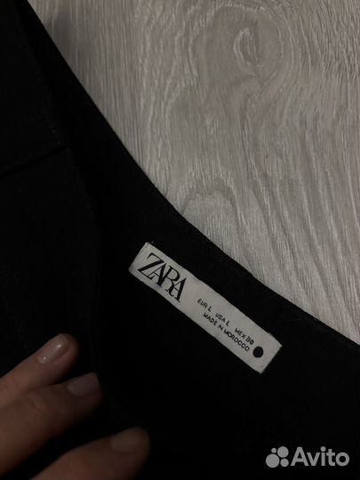 Брюки классические черные Zara M