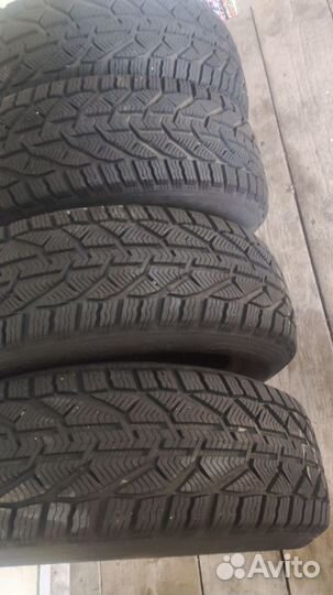 Kormoran Snow 215/60 R17