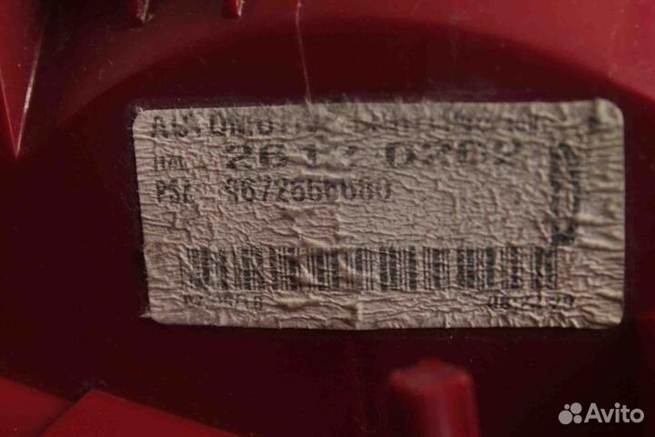 Фонарь задний правый Peugeot 5008 2009-2016