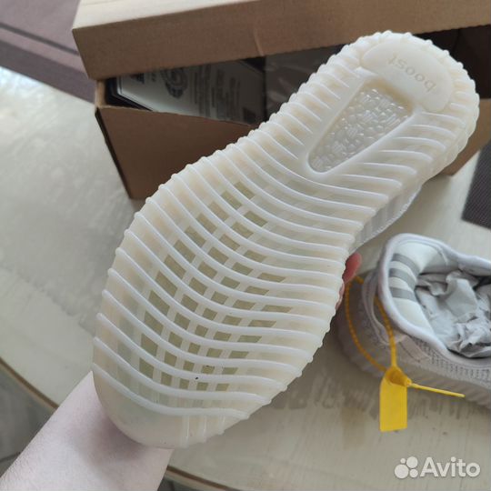 Кроссовки Adidas yeezy boost 350