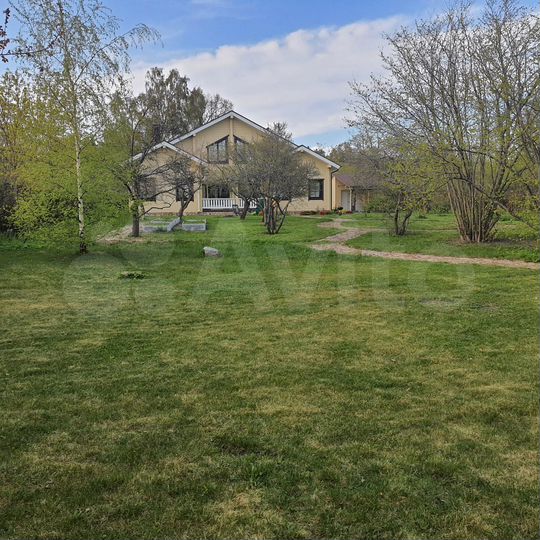 Коттедж 240 м² на участке 30 сот.