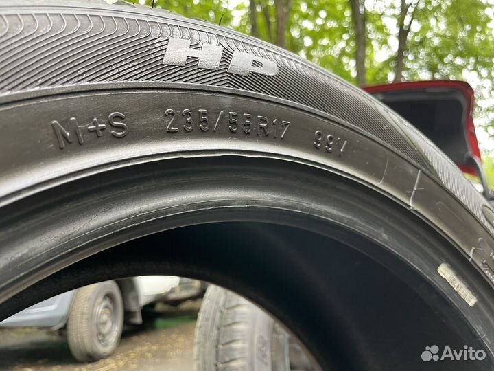 Летняя Резина goodyear R17 235/55 комплект