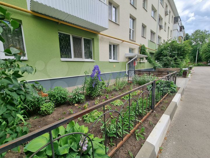 2-к. квартира, 44 м², 1/4 эт.