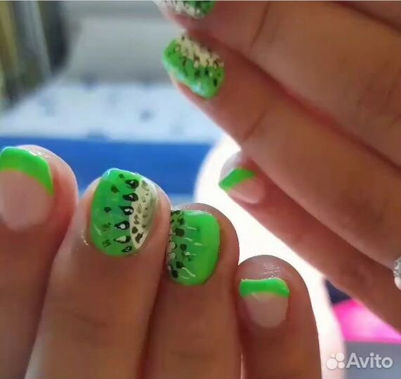 Мастер маникюра и педикюра