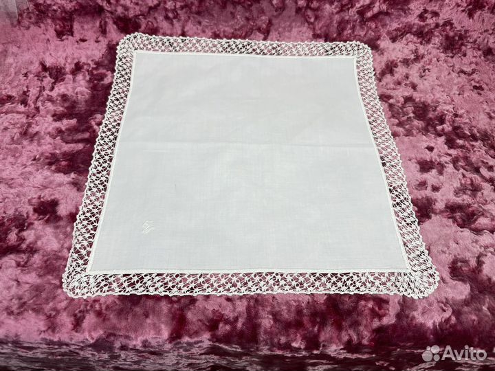 Винтажный платочек с вышивкой Европа