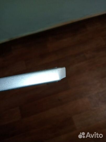 Молдинг крыши правый Volkswagen Passat B5+ седан