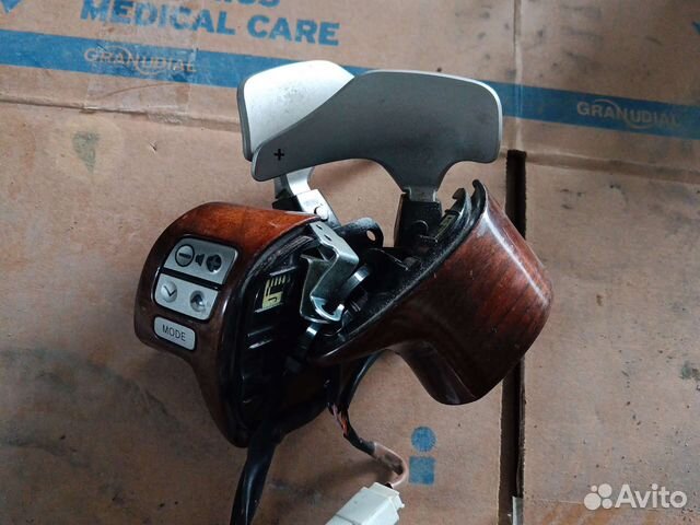 Кнопки в руль toyota corolla 150