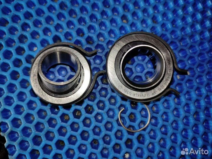 Подшипники МКПП mq200 роликовые с обоймами