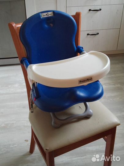 Стульчик для кормления мобильный