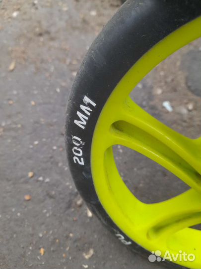 Самокат roces 200