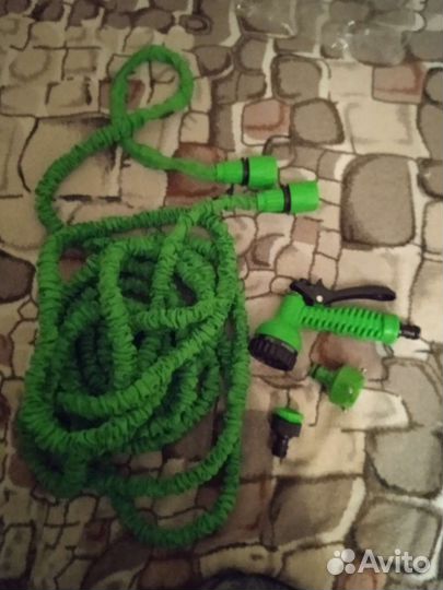 Шланг поливочный растягивающийся до 10м