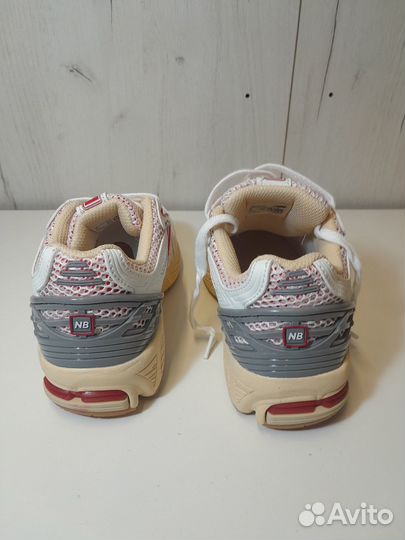 Женские Кроссовки New balance