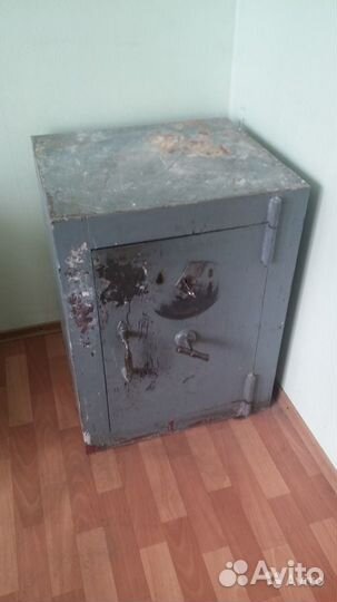 Несгораемый шкаф