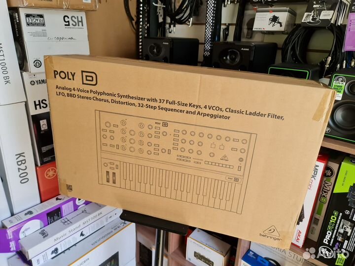 Behringer Poly D аналоговый синтезатор Новый