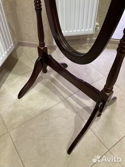 Зеркало напольное