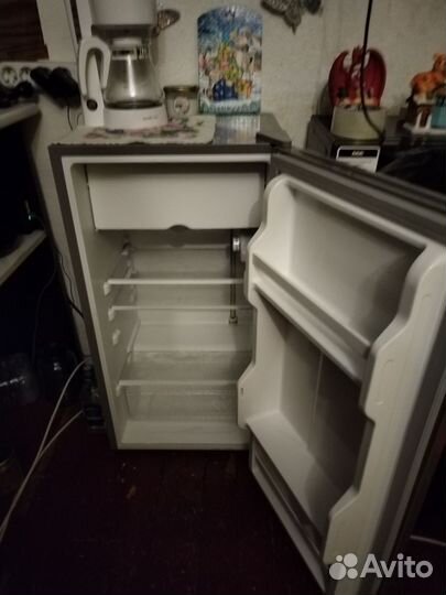 Холодильник маленький