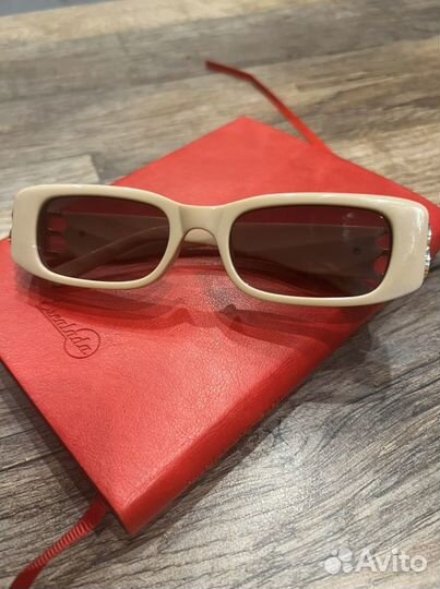 Солнцезащитные очки женские