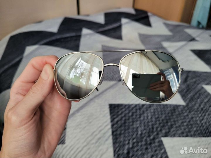 Солнцезащитные очки