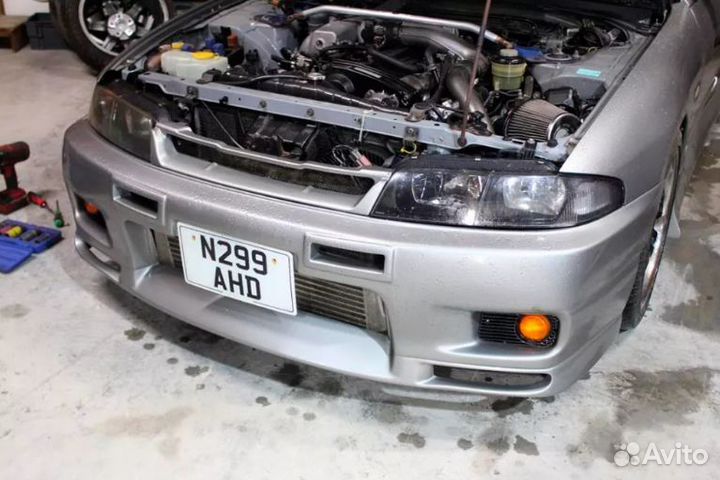 Передний бампер GT-R на Nissan Skyline R33