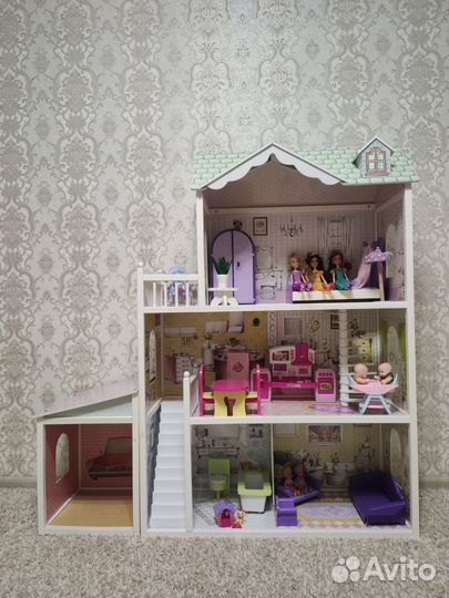 Домик кукольный
