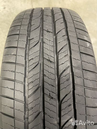 Bridgestone Dueler H/T 215/60 R17