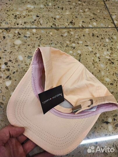 Кепка Tommy Hilfiger персиковая