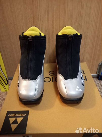 Ботинки лыжные Fischer