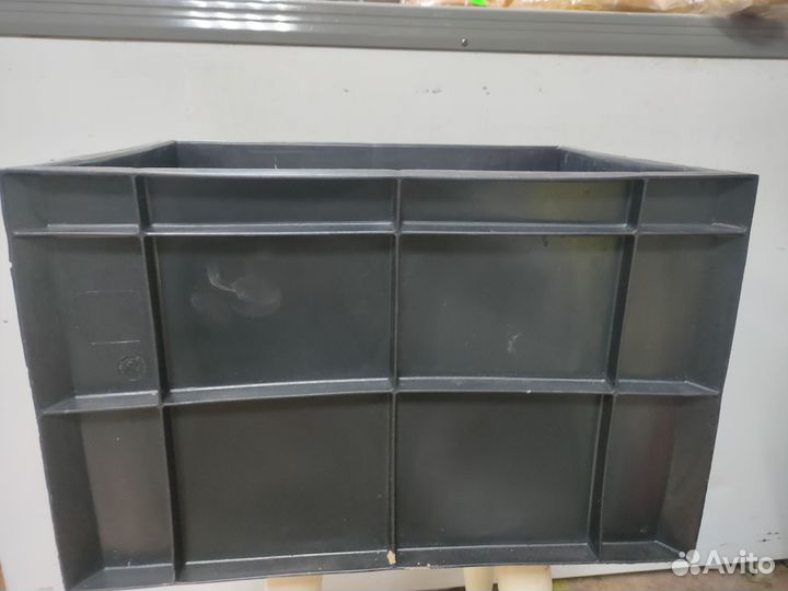 Ящик пластиковый