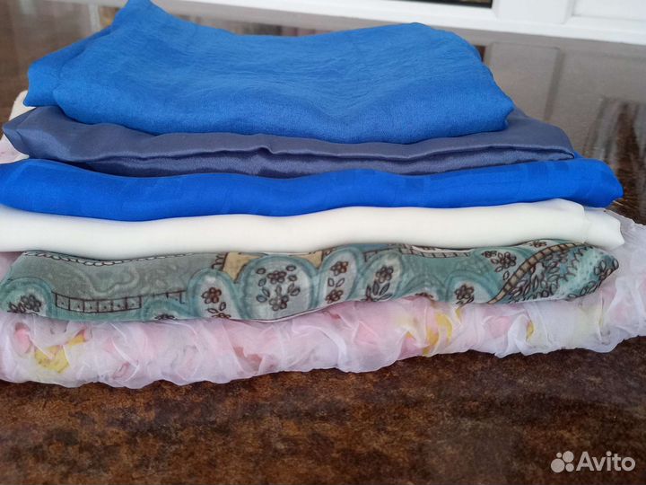 Шарфы и палантины