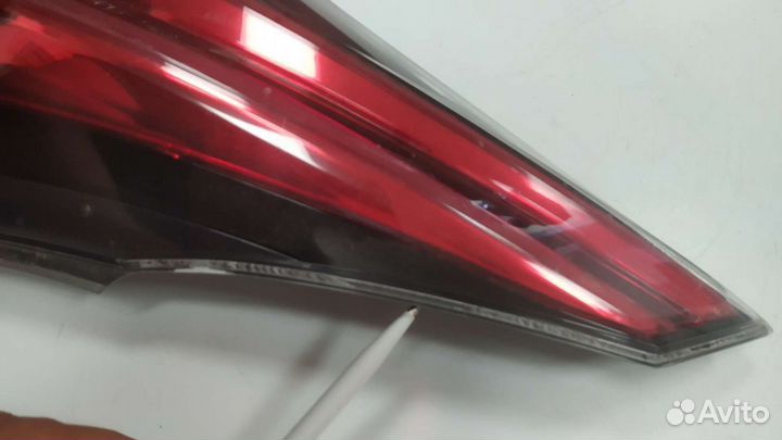 Задний фонарь правый внутренний toyota RAV4