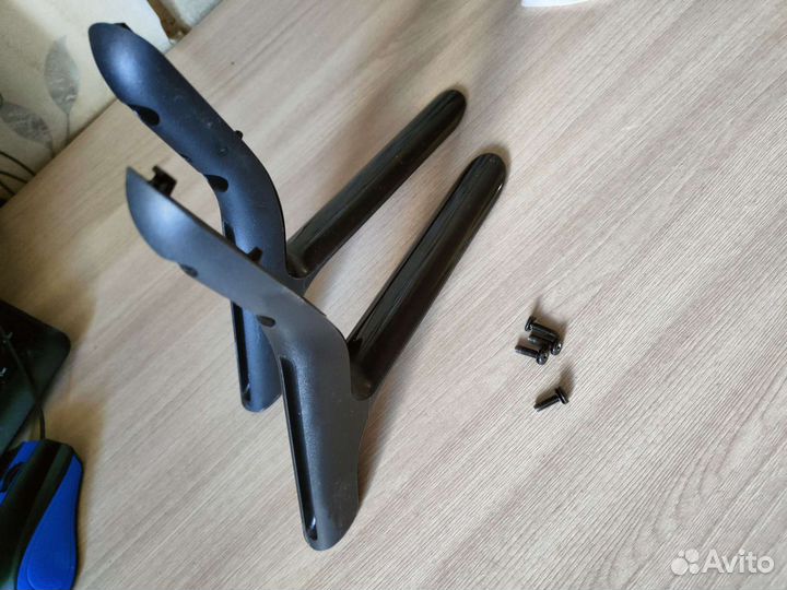 Шнур- разетка и ножки на телевизор lg